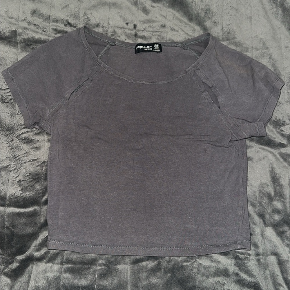 NWOT Grey Crop Top 👽🩶🐺